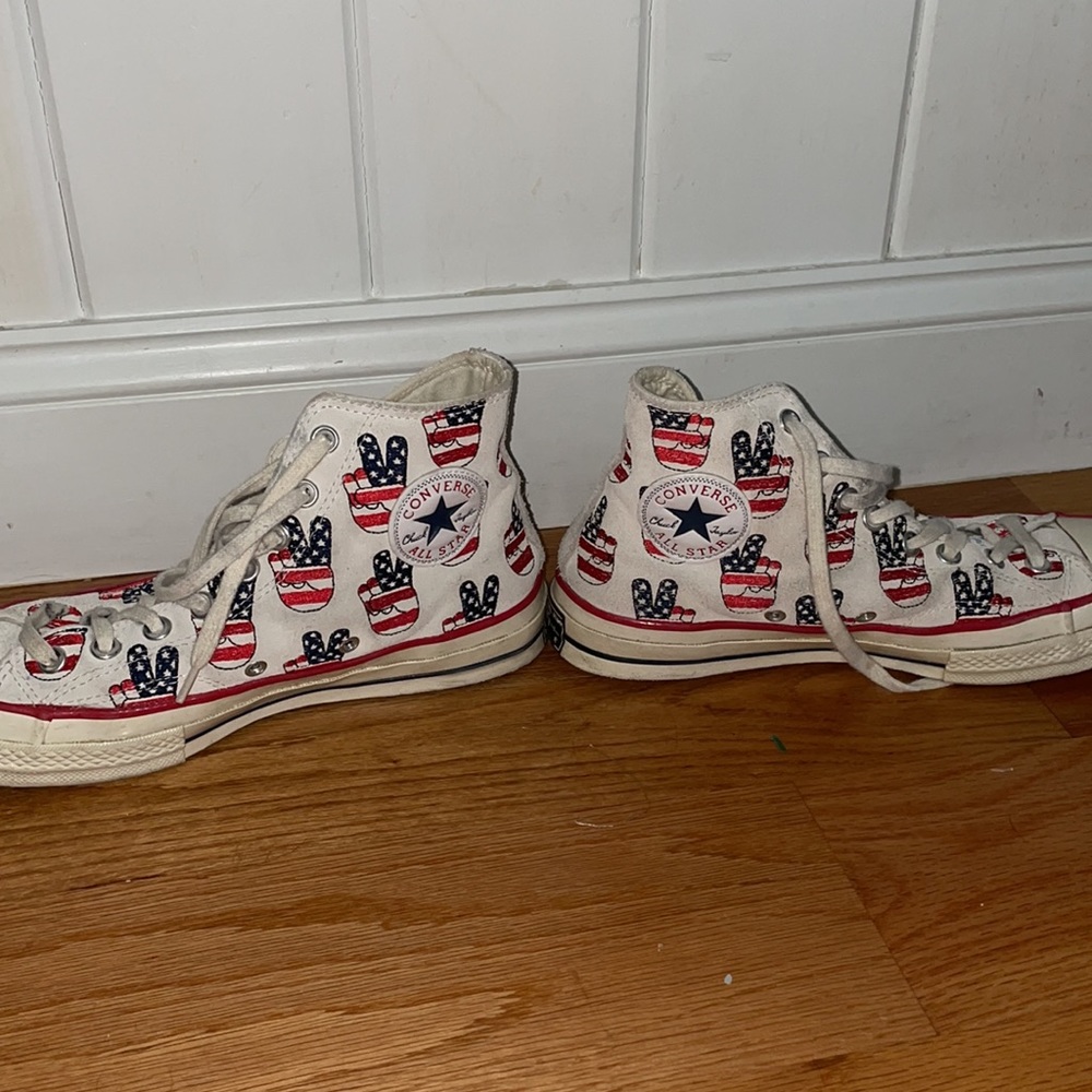 USA Peace Hi top Converse